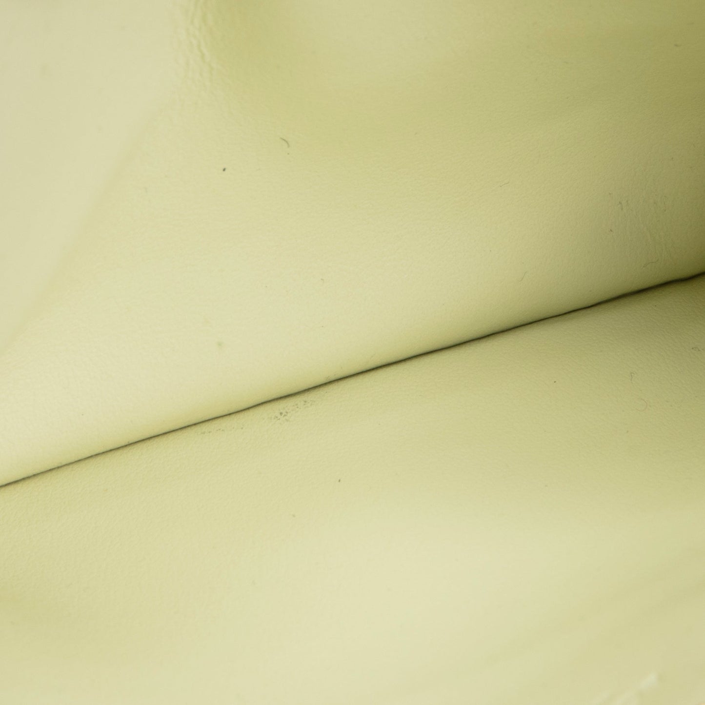 BOTTEGA VENETA Maxi Intrecciato Wristlet Pouch